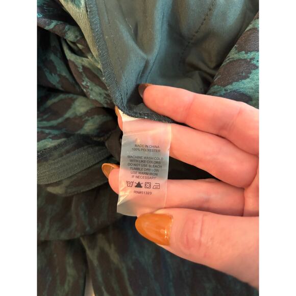 VINCE CAMUTO WIDE LEG ANIMAL PRINT PANTS TROUSERS SIZE 14 PLUS - Picture 7 of 7